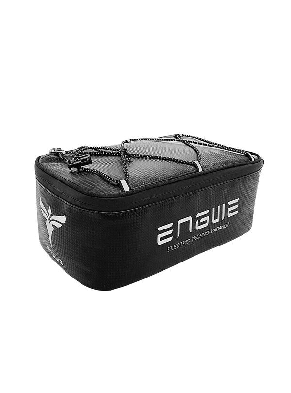 Bolsa de maletero de 7 litros.